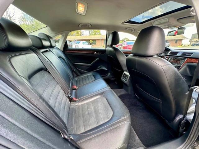 2013 Volkswagen Passat 2.5L SEL Premium