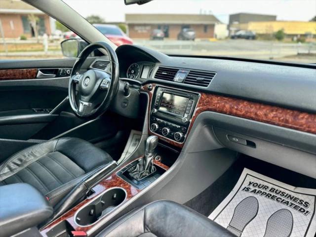 2013 Volkswagen Passat 2.5L SEL Premium