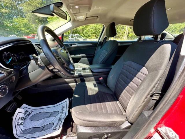 2020 Ford Fusion SE