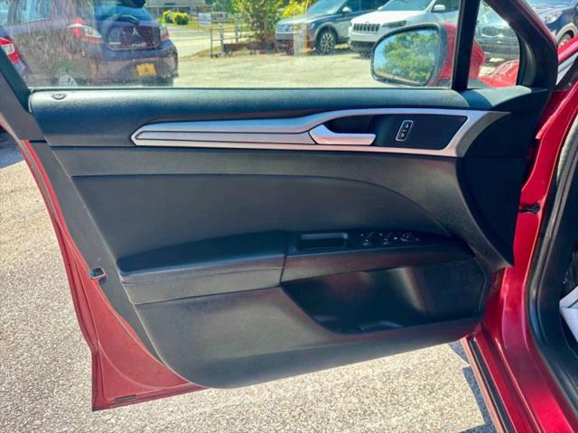 2020 Ford Fusion SE