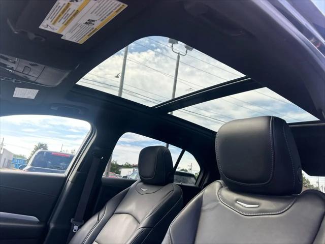 2023 Cadillac XT4 FWD Premium Luxury