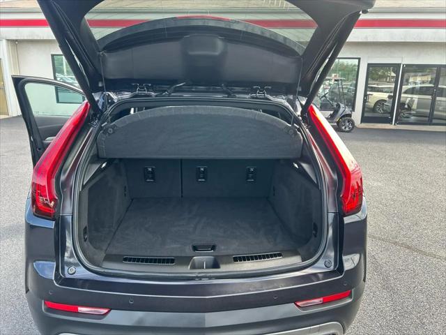 2023 Cadillac XT4 FWD Premium Luxury