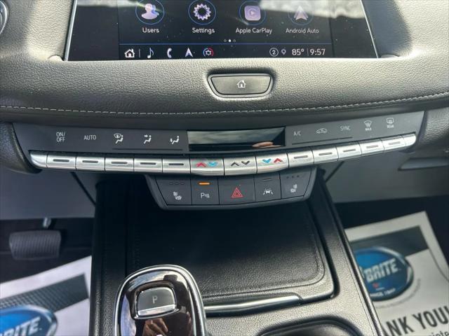2023 Cadillac XT4 FWD Premium Luxury