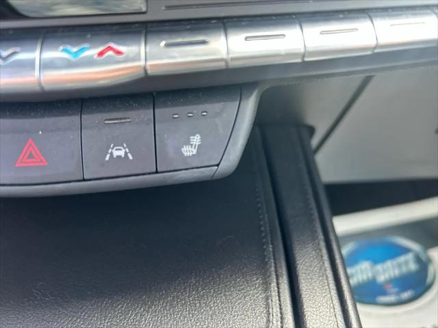 2023 Cadillac XT4 FWD Premium Luxury