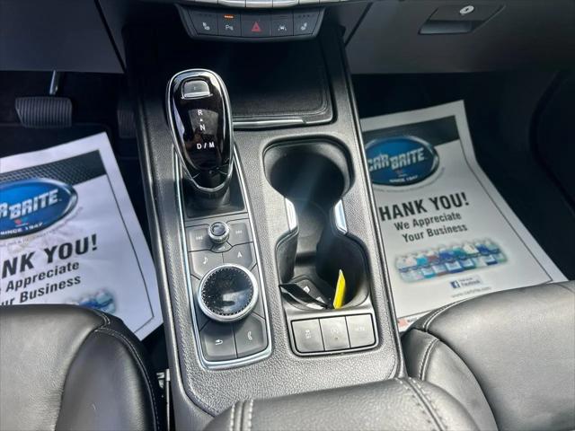 2023 Cadillac XT4 FWD Premium Luxury