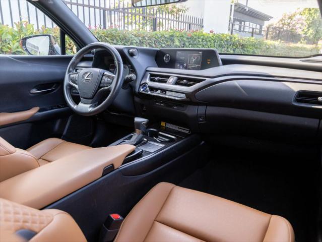 2022 Lexus UX 250h 250h