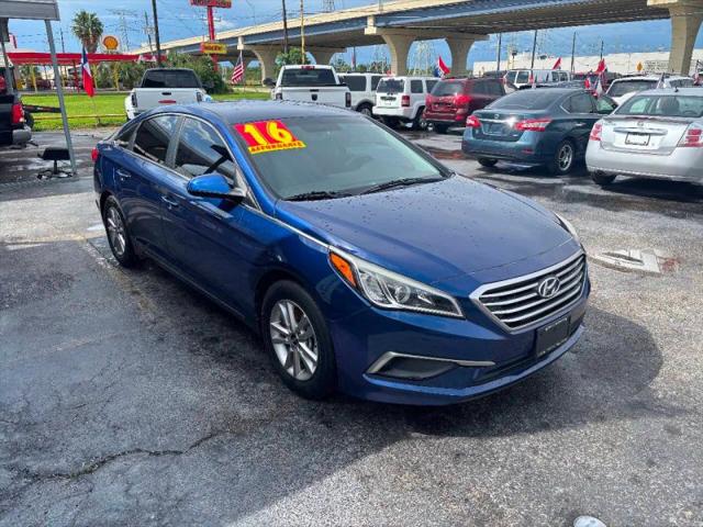 2016 Hyundai Sonata SE for sale in Kemah, TX