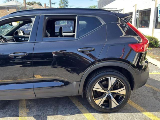 2021 Volvo XC40 Recharge Pure Electric P8