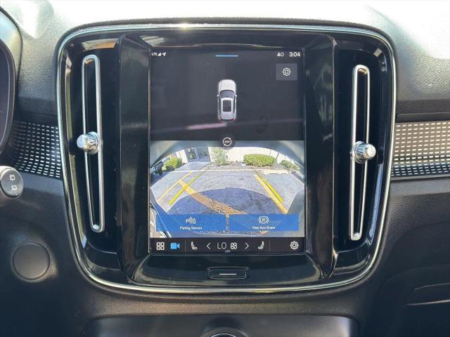 2021 Volvo XC40 Recharge Pure Electric P8