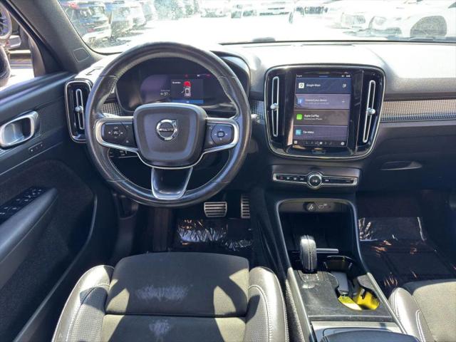 2021 Volvo XC40 Recharge Pure Electric P8
