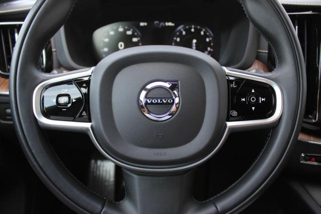 2021 Volvo XC60 T5 Inscription