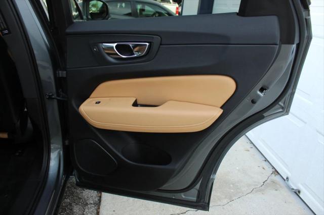 2021 Volvo XC60 T5 Inscription
