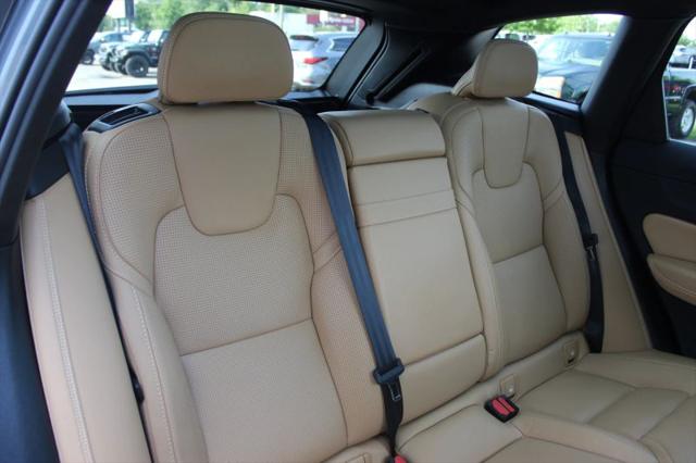2021 Volvo XC60 T5 Inscription