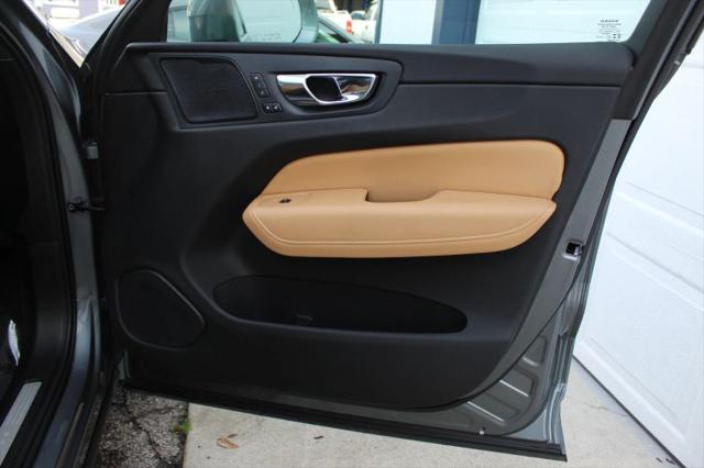 2021 Volvo XC60 T5 Inscription