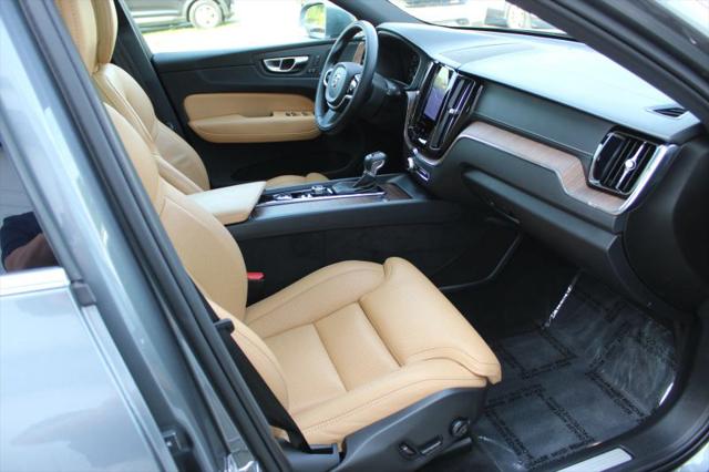 2021 Volvo XC60 T5 Inscription