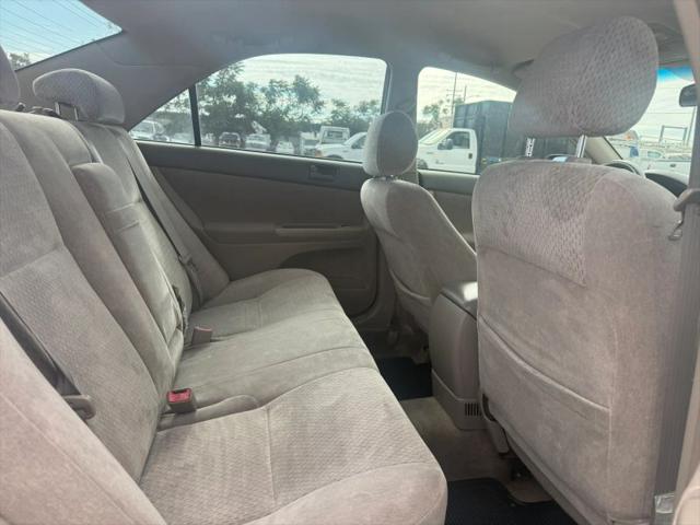 2002 Toyota Camry LE
