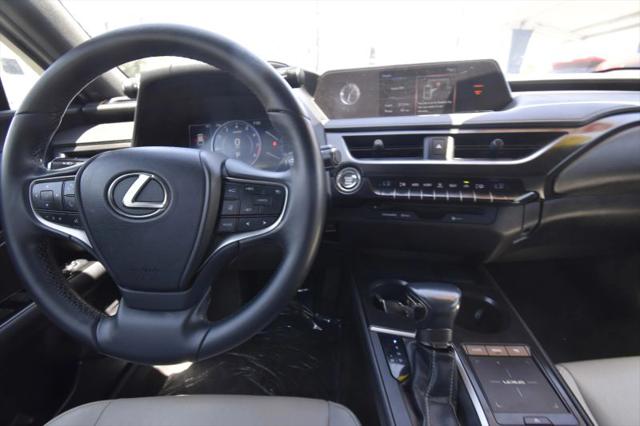 2019 Lexus UX 200 Luxury