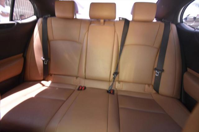 2021 Lexus ES 300h 300h