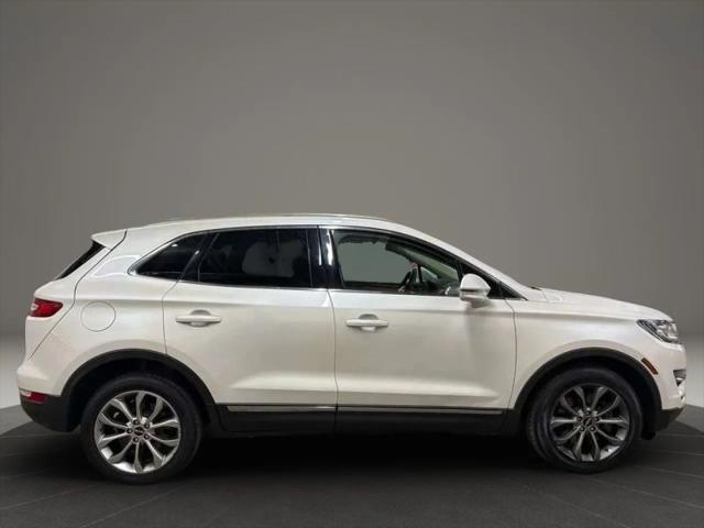 2017 Lincoln MKC Select