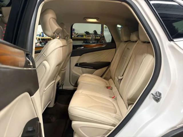 2017 Lincoln MKC Select