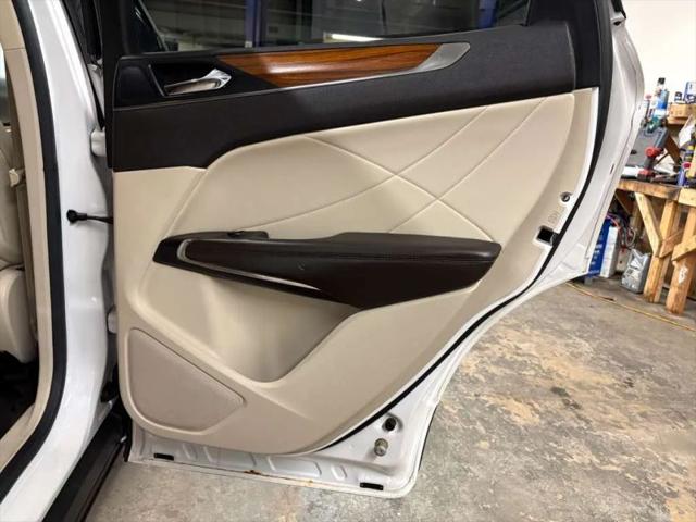 2017 Lincoln MKC Select
