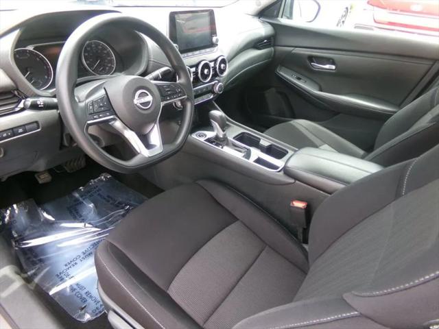 2024 Nissan Sentra SV Xtronic CVT