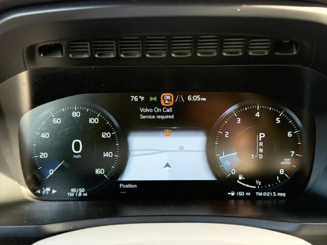 2017 Volvo XC90 T6 Momentum