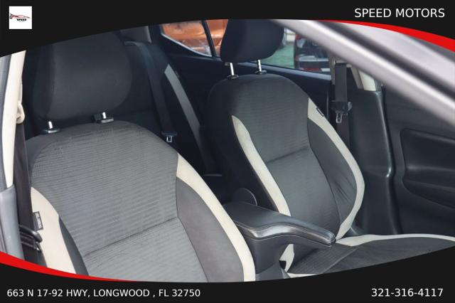 2021 Nissan Versa SV Xtronic CVT