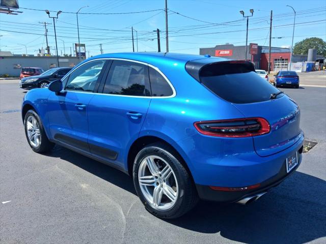 2017 Porsche Macan S