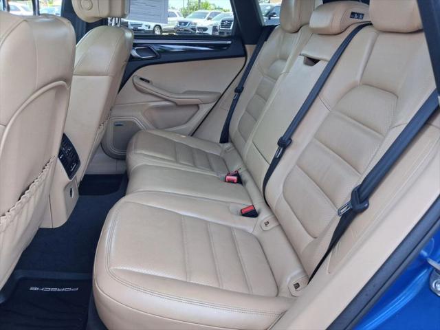 2017 Porsche Macan S