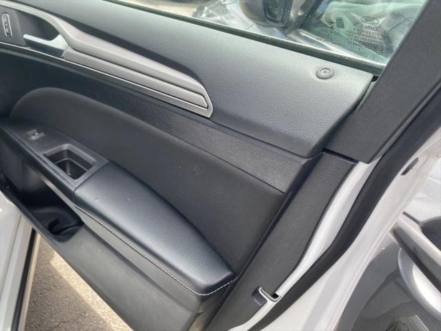2019 Ford Fusion Hybrid SE