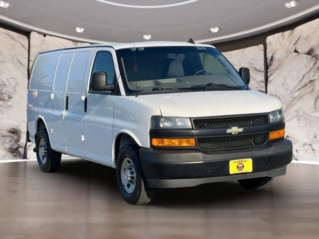 2022 Chevrolet Express Cargo Van RWD 2500 Regular Wheelbase WT