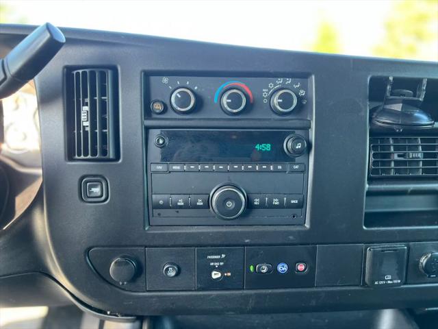 2022 Chevrolet Express Cargo Van RWD 2500 Regular Wheelbase WT