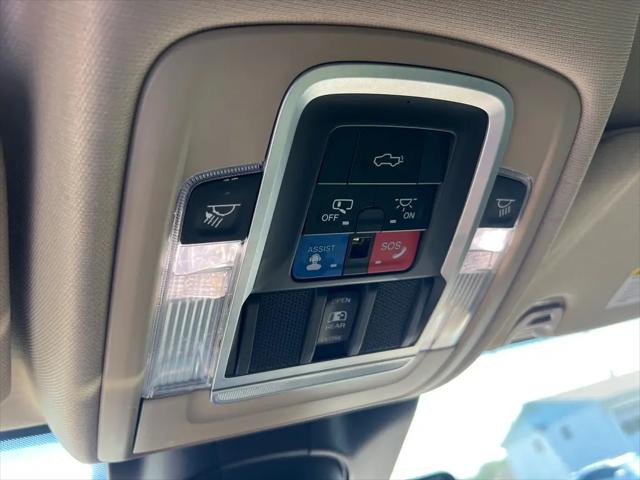 2019 Ram 2500 Laramie Crew Cab 4x4 6'4" Box