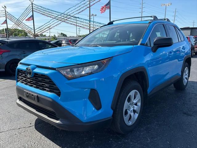 2020 Toyota RAV4 LE