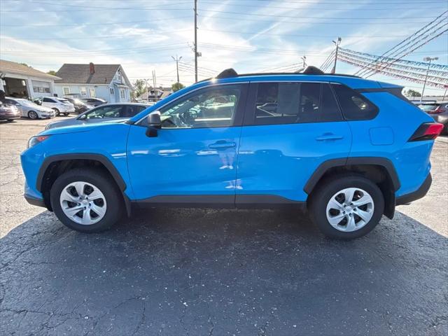 2020 Toyota RAV4 LE