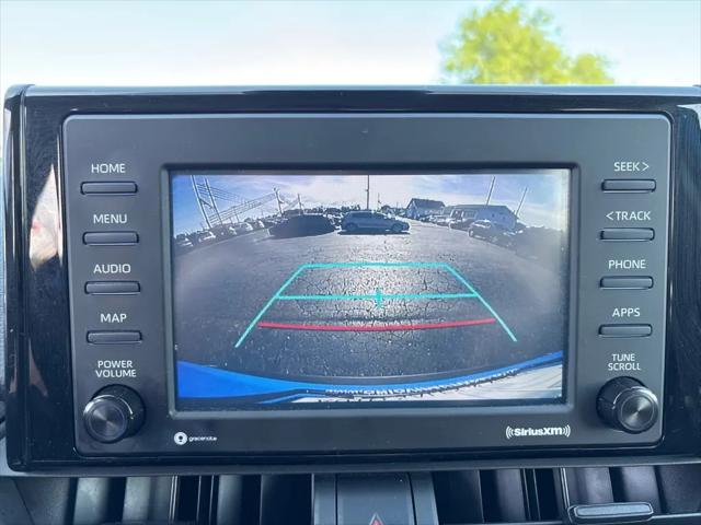 2020 Toyota RAV4 LE