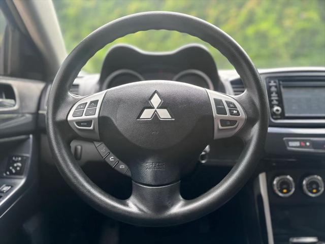 2017 Mitsubishi Lancer ES