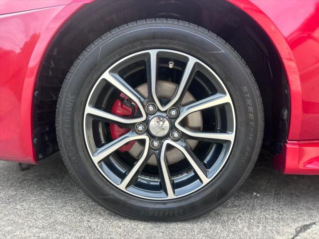 2017 Mitsubishi Lancer ES