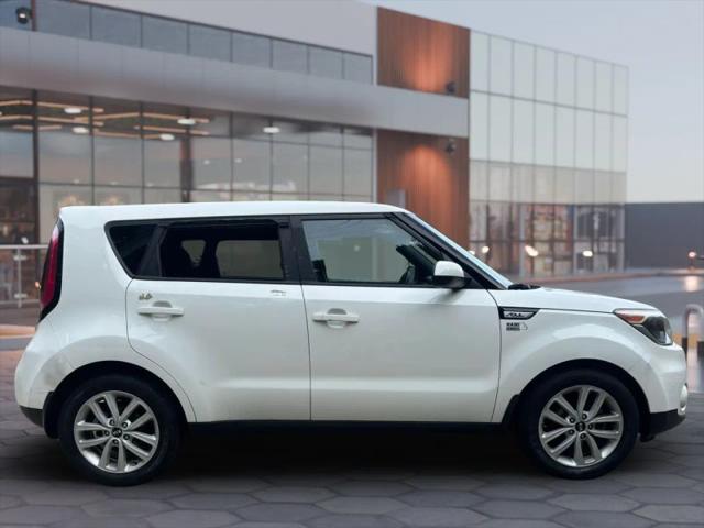 2017 Kia Soul +