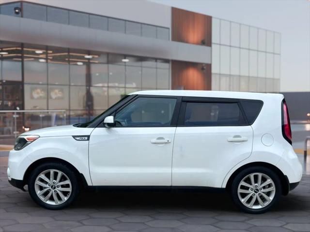 2017 Kia Soul +