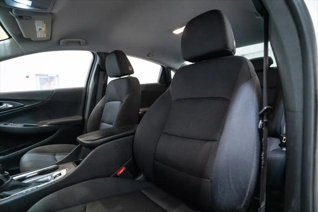 2022 Chevrolet Malibu FWD LT
