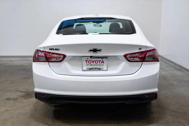 2022 Chevrolet Malibu FWD LT