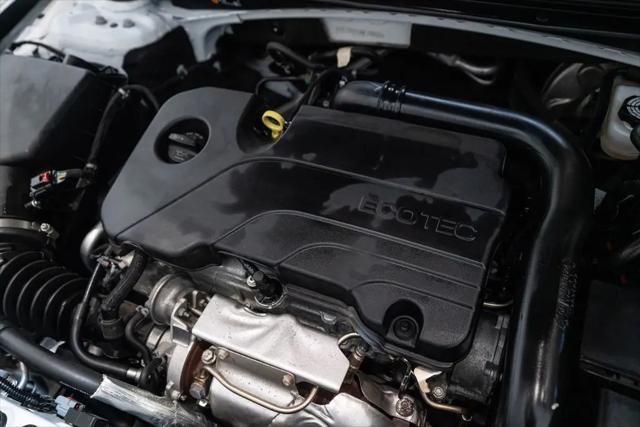 2022 Chevrolet Malibu FWD LT