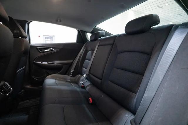 2022 Chevrolet Malibu FWD LT