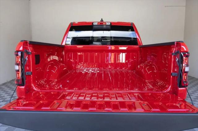 2025 Ram 1500 Lone Star Crew Cab 4x4 5'7" Box