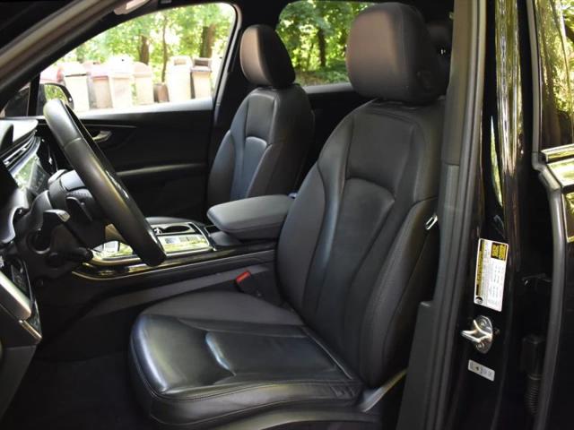 2023 Audi Q7 Premium Plus 55 TFSI quattro Tiptronic