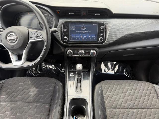 2023 Nissan Kicks SV Xtronic CVT