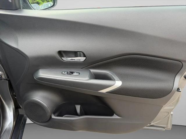 2023 Nissan Kicks SV Xtronic CVT