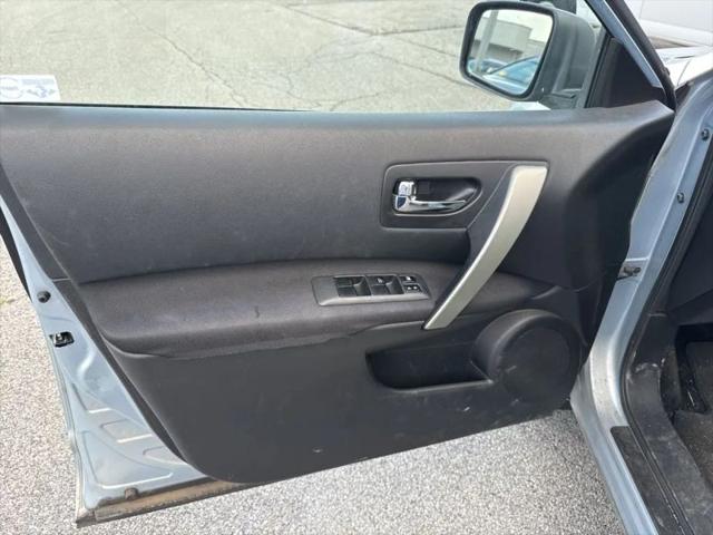 2011 Nissan Rogue SV